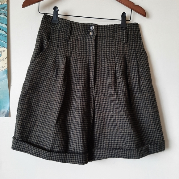 Houndstooth Wool Shorts - Picture 1 of 2